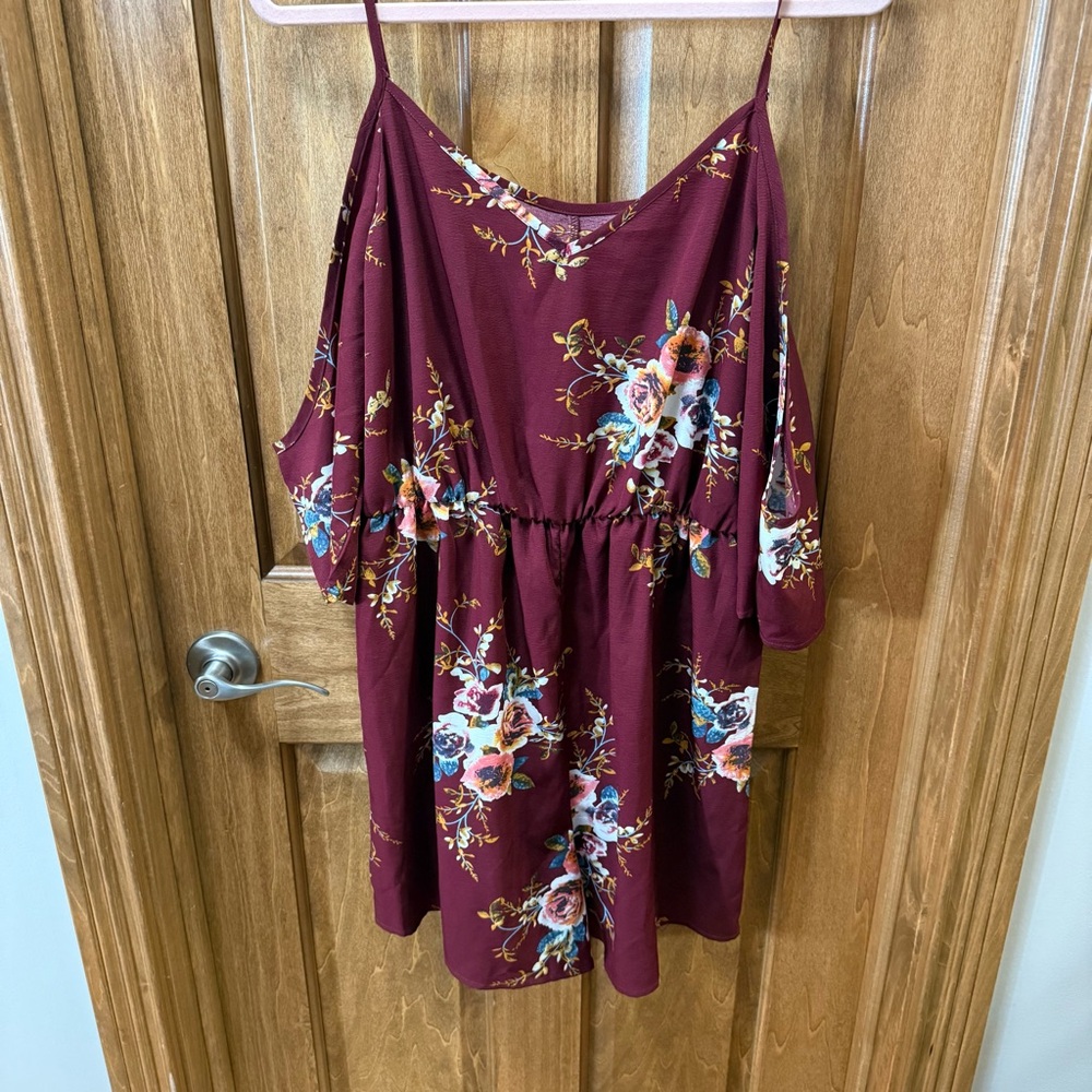 Women’s SHEIN Floral Burgundy Cold Shoulder Romper 1XL